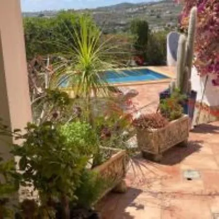 Alcazar Villa