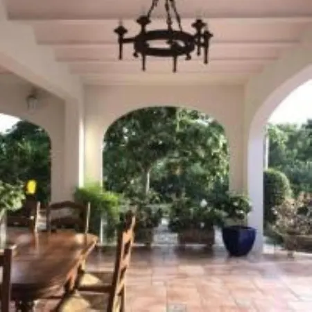 Villa Alcazar *