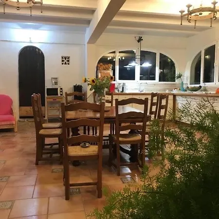 Villa Alcazar